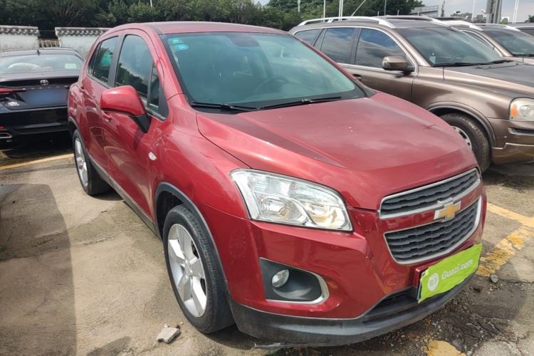 Used Chevrolet Trax 2014 1.4T Automatic Two-Wheel Drive Comfort Version Front Right 45 Deg