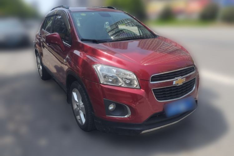 Used Chevrolet Trax 2014 1.4T Automatic Two-Wheel Drive Luxury Model Front Right 45 Deg