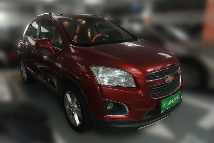 Used Chevrolet Trax 2014 1.4T Automatic Two-Wheel Drive Luxury Model Front Right 45 Deg