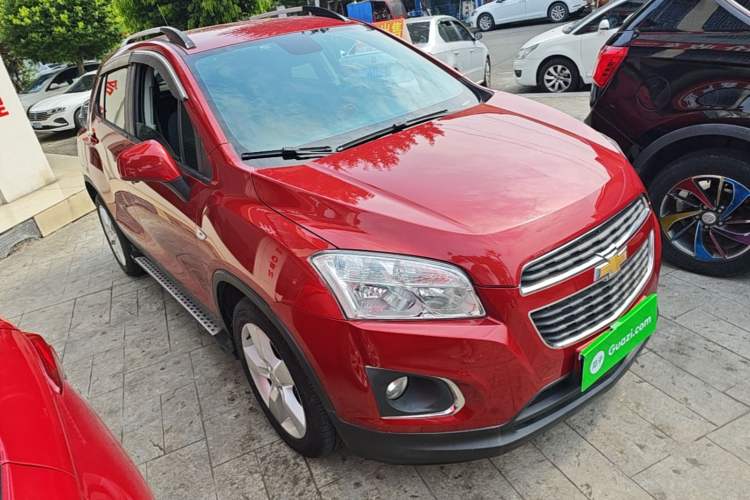 Used Chevrolet Trax 2014 1.4T Automatic Two-Wheel Drive Comfort Version Front Right 45 Deg