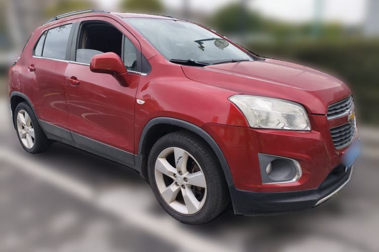 Used Chevrolet Trax 2014 1.4T Automatic Two-Wheel Drive Luxury Model Front Right 45 Deg