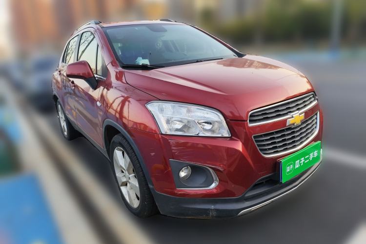 Used Chevrolet Trax 2014 1.4T Automatic Two-Wheel Drive Luxury Model Front Right 45 Deg