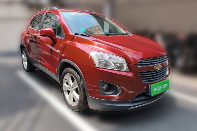 Used Chevrolet Trax 2014 1.4T Automatic Two-Wheel Drive Luxury Model Front Right 45 Deg