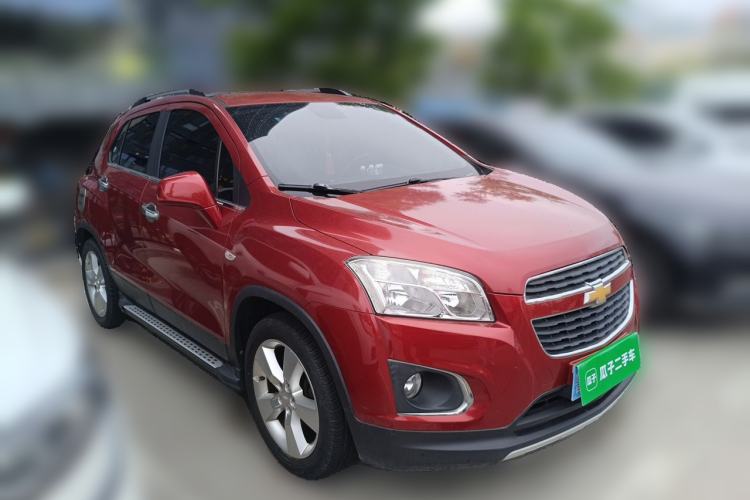 Used Chevrolet Trax 2014 1.4T Automatic Two-Wheel Drive Luxury Model Front Right 45 Deg