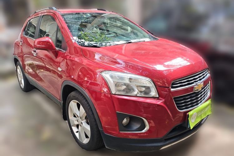 Used Chevrolet Trax 2014 1.4T Automatic Two-Wheel Drive Luxury Model Front Right 45 Deg