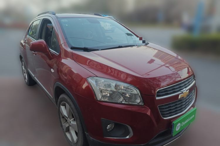 Used Chevrolet Trax 2014 1.4T Automatic Two-Wheel Drive Luxury Model Front Right 45 Deg