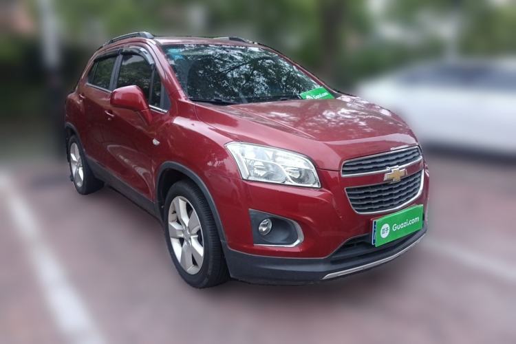 Used Chevrolet Trax 2014 1.4T Automatic Two-Wheel Drive Luxury Model Front Right 45 Deg