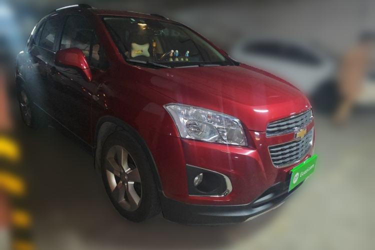 Used Chevrolet Trax 2014 1.4T Automatic Two-Wheel Drive Luxury Model Front Right 45 Deg