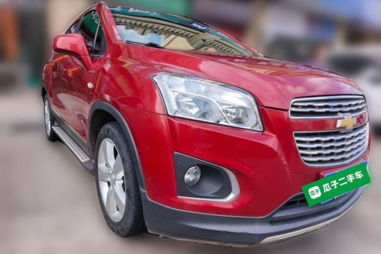 Used Chevrolet Trax 2014 1.4T Automatic Two-Wheel Drive Luxury Model Front Right 45 Deg