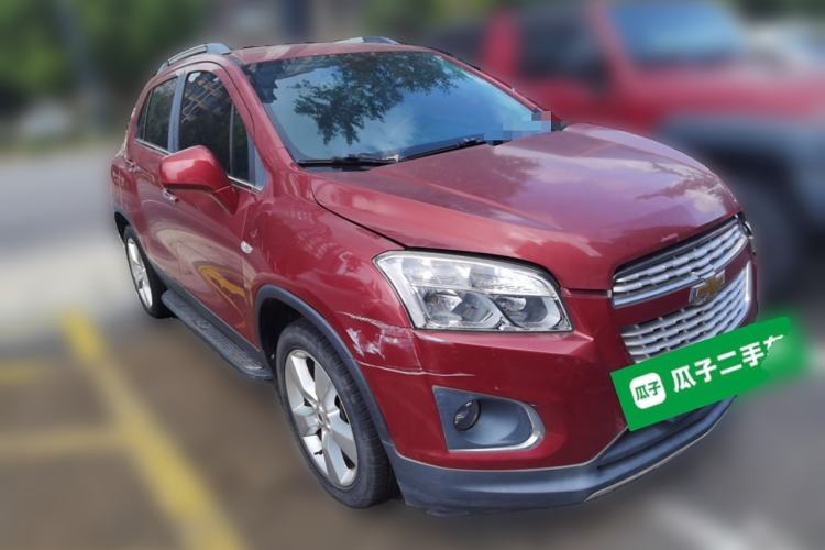 Used Chevrolet Trax 2014 1.4T Automatic All-Wheel Drive Flagship Version Front Right 45 Deg