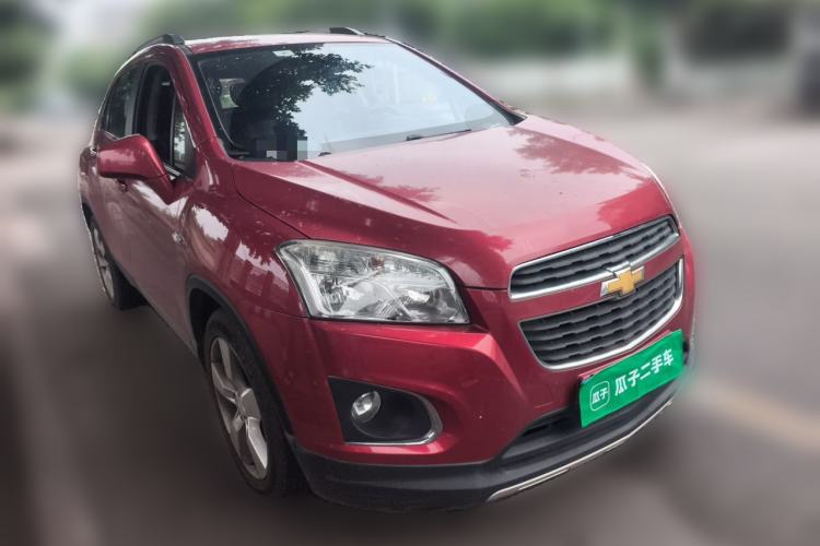 Used Chevrolet Trax 2014 1.4T Automatic Two-Wheel Drive Luxury Model Front Right 45 Deg