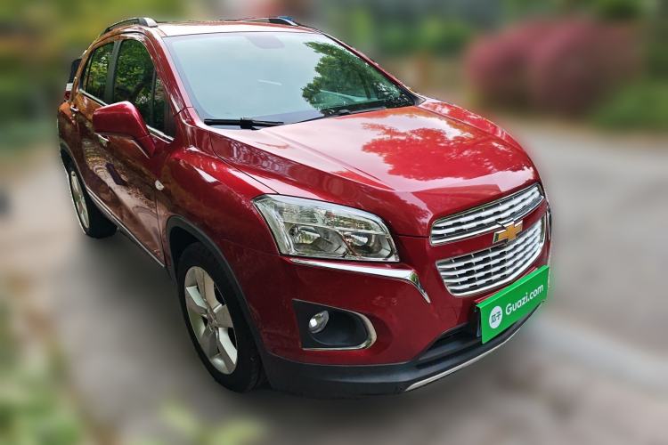Used Chevrolet Trax 2014 1.4T Transformers Limited Edition Front Right 45 Deg