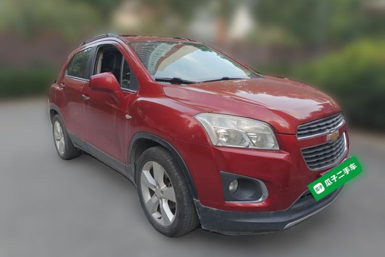Used Chevrolet Trax 2014 1.4T Automatic All-Wheel Drive Flagship Version Front Right 45 Deg