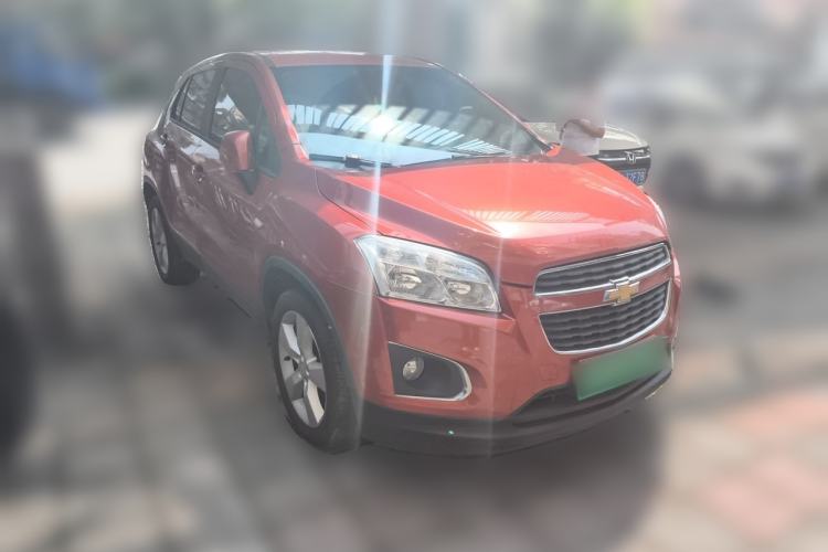 Used Chevrolet Trax 2014 1.4T Automatic Two-Wheel Drive Comfort Version Front Right 45 Deg