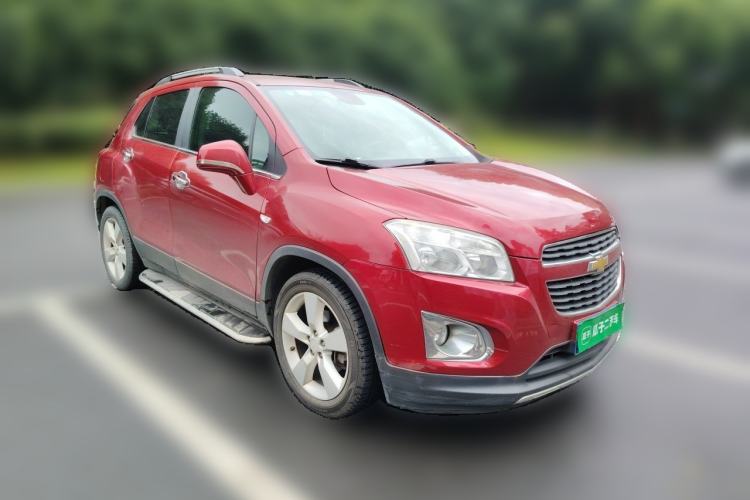 Used Chevrolet Trax 2014 1.4T Automatic Two-Wheel Drive Luxury Model Front Right 45 Deg