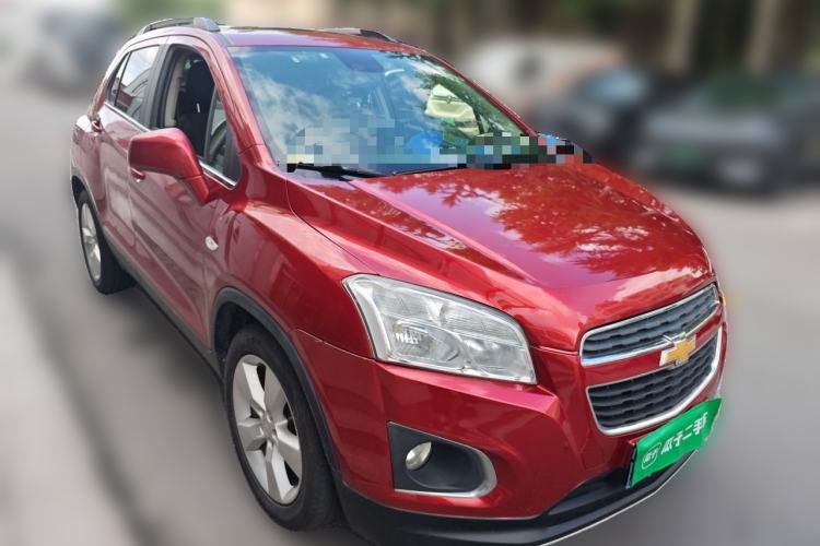 Used Chevrolet Trax 2014 1.4T Automatic Two-Wheel Drive Luxury Model Front Right 45 Deg
