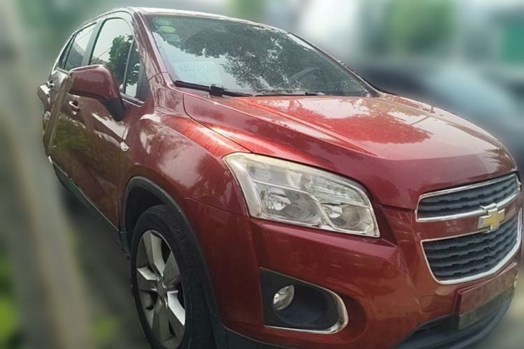 Used Chevrolet Trax 2014 1.4T Automatic Two-Wheel Drive Comfort Version Front Right 45 Deg