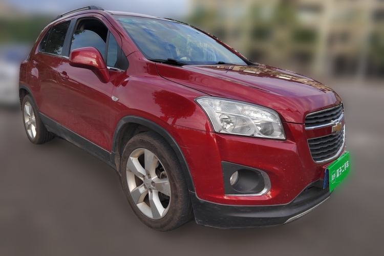 Used Chevrolet Trax 2014 1.4T Automatic Two-Wheel Drive Luxury Model Front Right 45 Deg