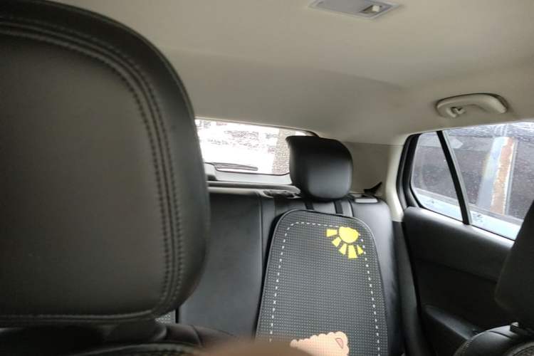 Used Chevrolet Trax 2014 1.4T Automatic Two-Wheel Drive Comfort Version Headliner