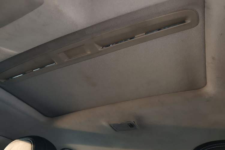 Used Chevrolet Trax 2014 1.4T Automatic Two-Wheel Drive Luxury Model Headliner