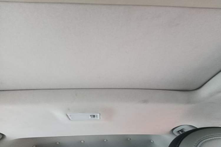 Used Chevrolet Trax 2014 1.4T Automatic Two-Wheel Drive Luxury Model Headliner
