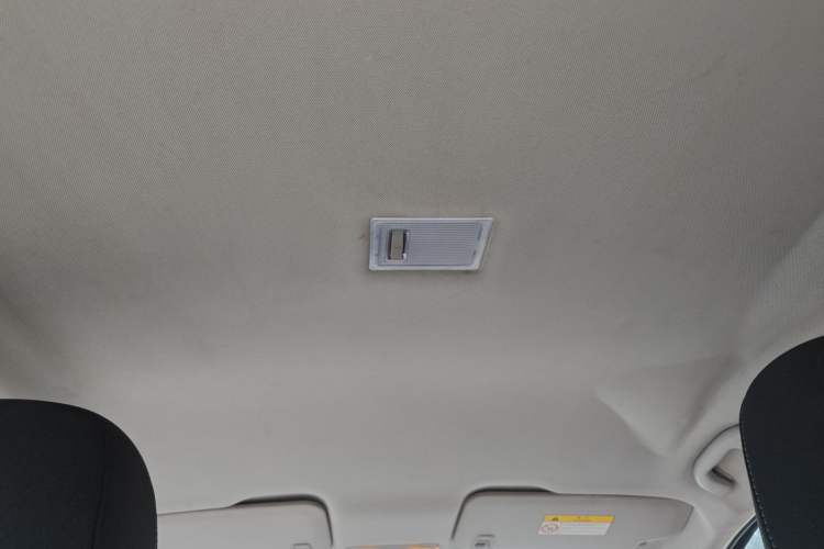 Used Chevrolet Trax 2014 1.4T Automatic Two-Wheel Drive Comfort Version Headliner