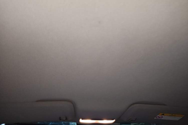 Used Chevrolet Trax 2014 1.4T Automatic Two-Wheel Drive Comfort Version Headliner