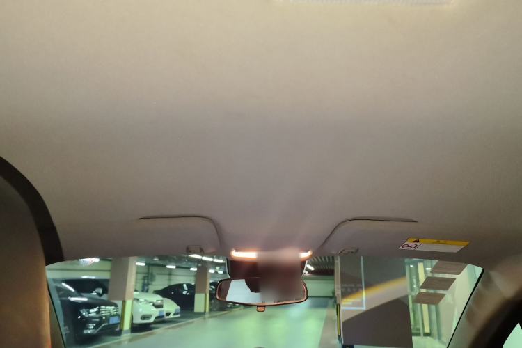 Used Chevrolet Trax 2014 1.4T Automatic Two-Wheel Drive Comfort Version Headliner