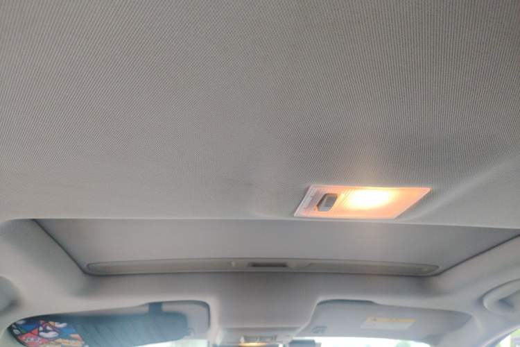 Used Chevrolet Trax 2014 1.4T Automatic Two-Wheel Drive Luxury Model Headliner