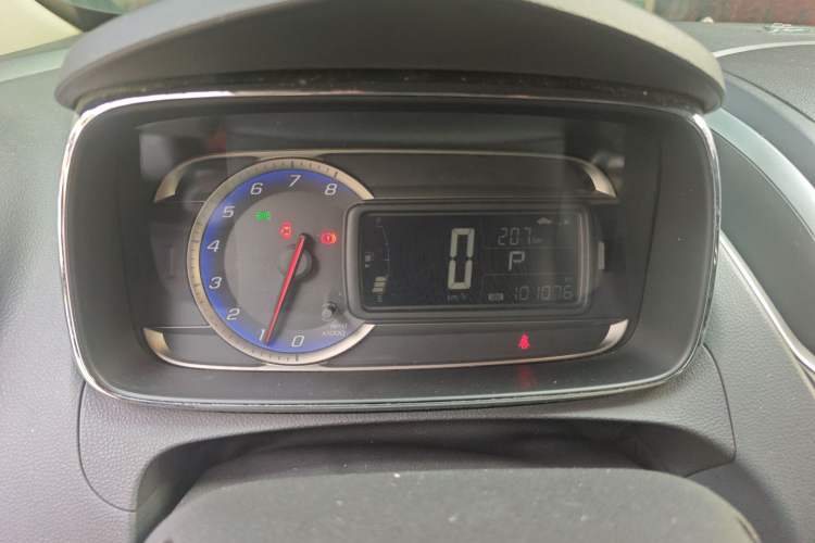 Used Chevrolet Trax 2014 1.4T Automatic Two-Wheel Drive Luxury Model Instrument Cluster