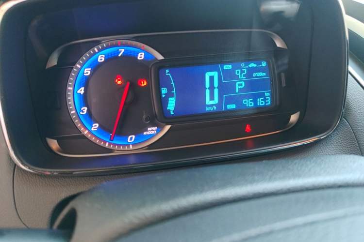 Used Chevrolet Trax 2014 1.4T Automatic Two-Wheel Drive Comfort Version Instrument Cluster