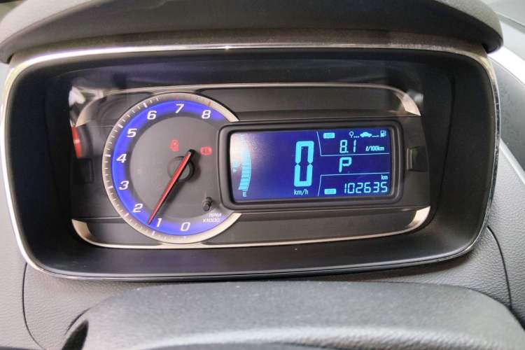 Used Chevrolet Trax 2014 1.4T Automatic Two-Wheel Drive Comfort Version Instrument Cluster