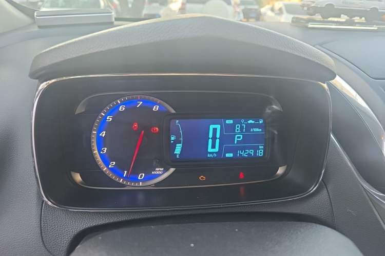 Used Chevrolet Trax 2014 1.4T Transformers Limited Edition Instrument Cluster