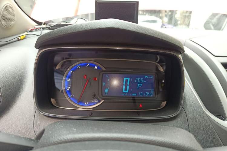 Used Chevrolet Trax 2014 1.4T Automatic Two-Wheel Drive Luxury Model Instrument Cluster