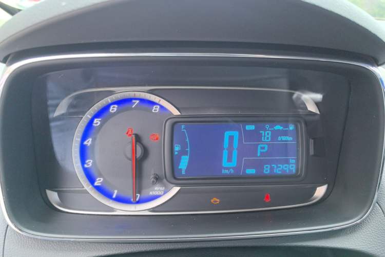 Used Chevrolet Trax 2014 1.4T Automatic Two-Wheel Drive Comfort Version Instrument Cluster