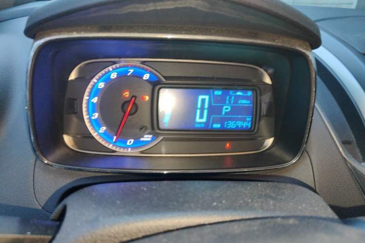 Used Chevrolet Trax 2014 1.4T Automatic Two-Wheel Drive Comfort Version Instrument Cluster