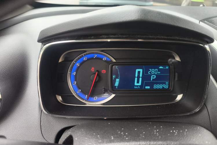 Used Chevrolet Trax 2014 1.4T Automatic Two-Wheel Drive Luxury Model Instrument Cluster
