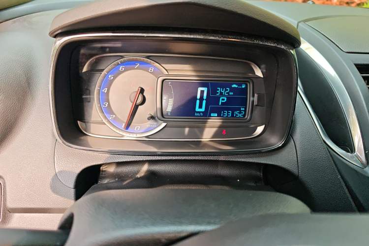 Used Chevrolet Trax 2014 1.4T Transformers Limited Edition Instrument Cluster
