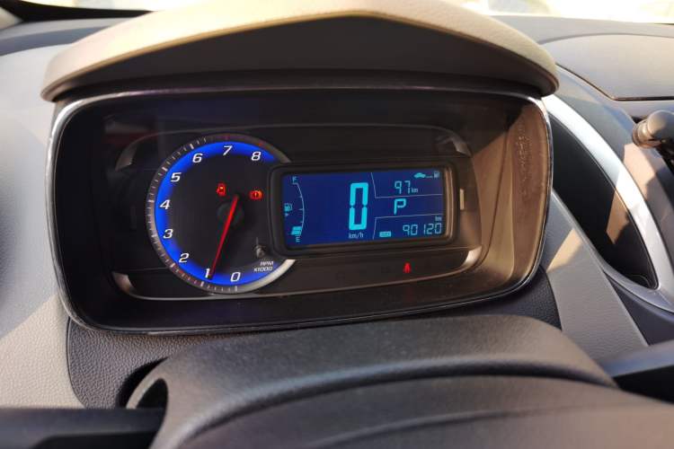 Used Chevrolet Trax 2014 1.4T Automatic Two-Wheel Drive Comfort Version Instrument Cluster