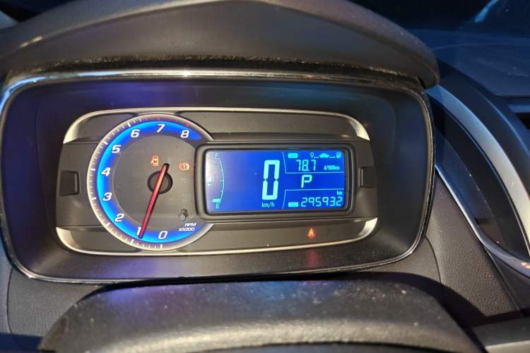 Used Chevrolet Trax 2014 1.4T Automatic Two-Wheel Drive Comfort Version Instrument Cluster