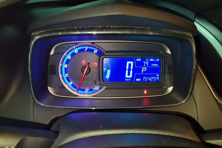 Used Chevrolet Trax 2014 1.4T Automatic Two-Wheel Drive Comfort Version Instrument Cluster