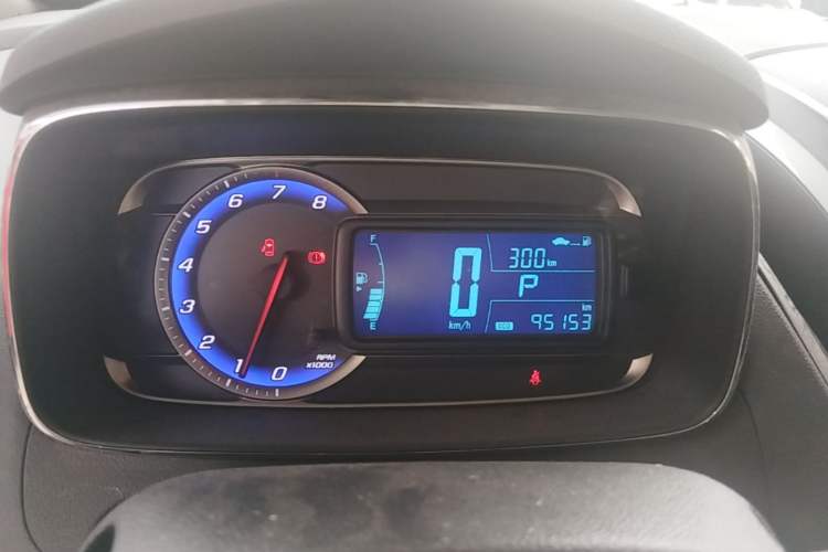 Used Chevrolet Trax 2014 1.4T Automatic Two-Wheel Drive Comfort Version Instrument Cluster