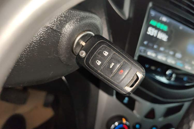 Used Chevrolet Trax 2014 1.4T Automatic Two-Wheel Drive Luxury Model Interior 1