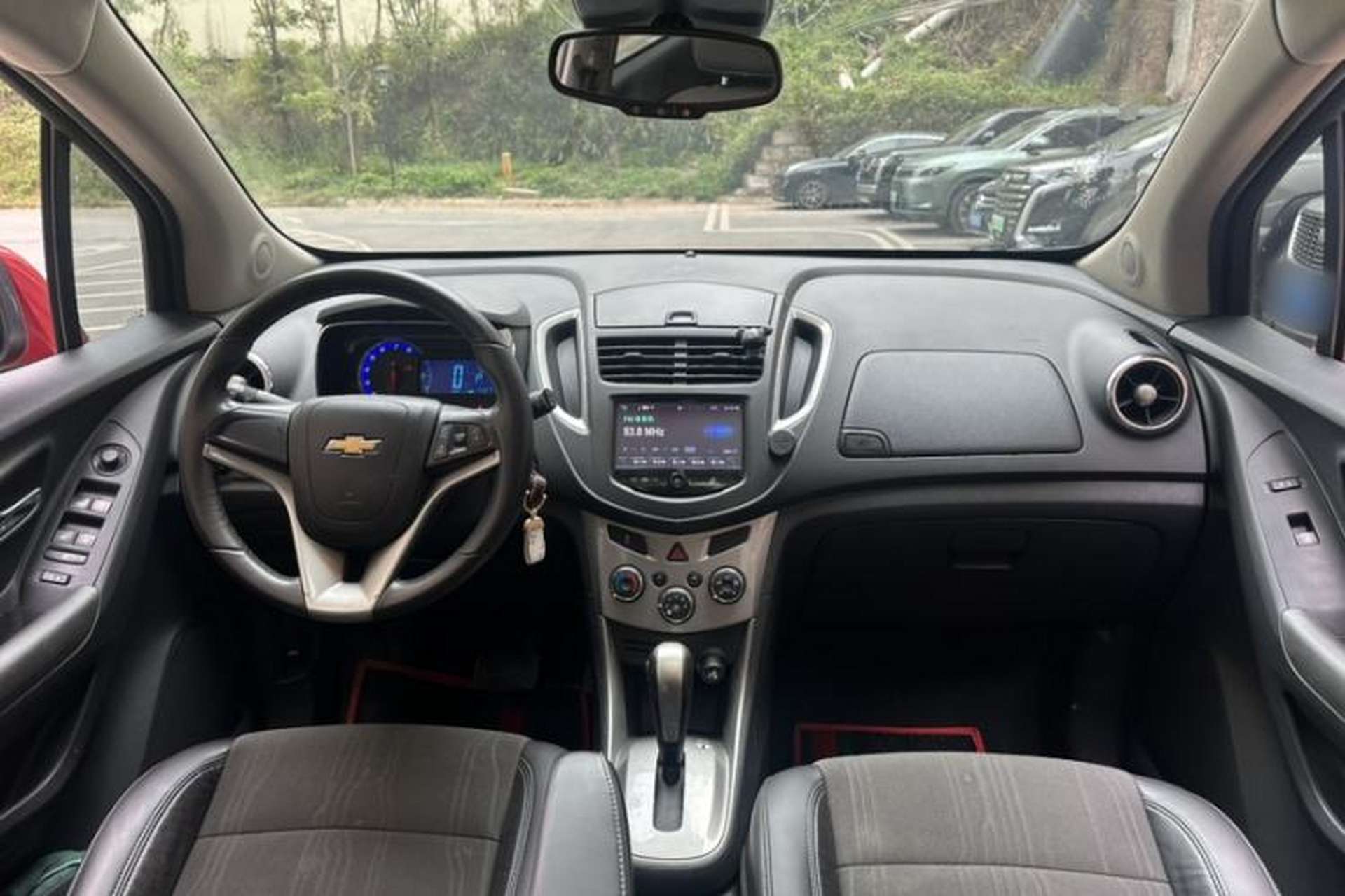 Used Chevrolet Trax 2014 1.4T Automatic Two-Wheel Drive Luxury Model Interior 2