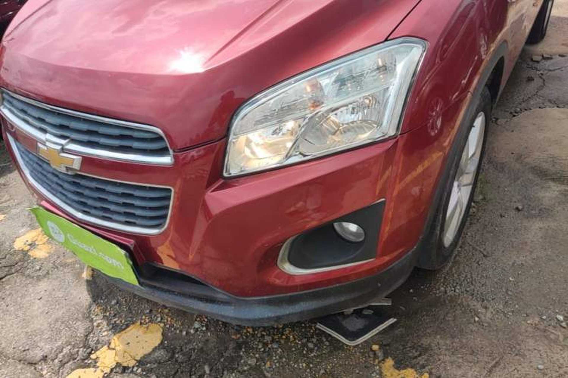 Used Chevrolet Trax 2014 1.4T Automatic Two-Wheel Drive Comfort Version Left Front Headlight