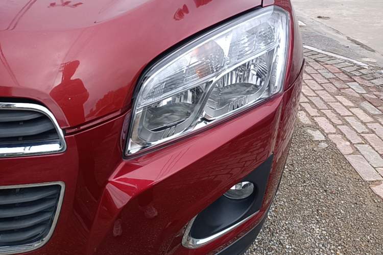 Used Chevrolet Trax 2014 1.4T Automatic Two-Wheel Drive Luxury Model Left Front Headlight