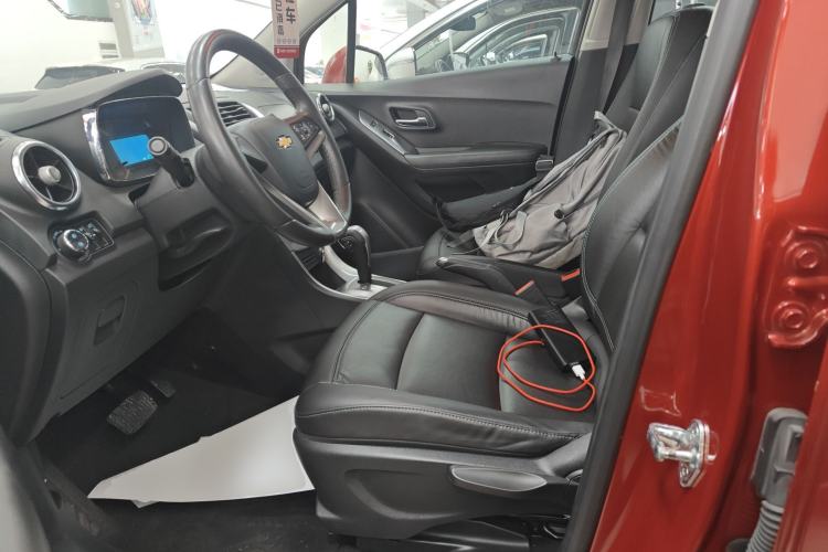 Used Chevrolet Trax 2014 1.4T Automatic All-Wheel Drive Flagship Version Left Front Seat