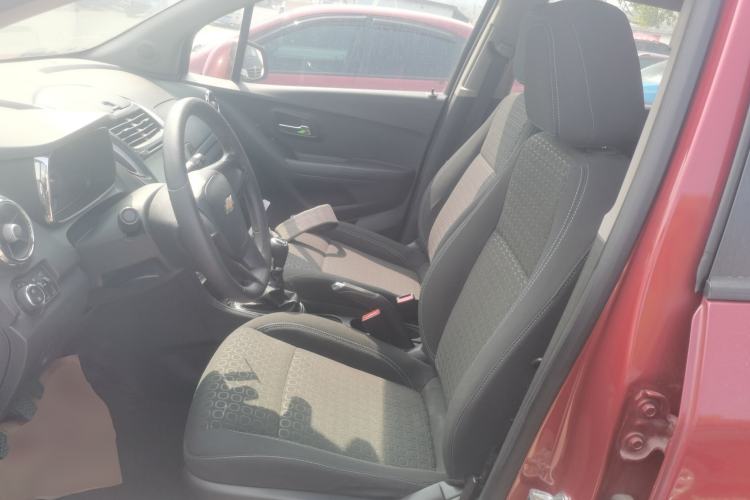 Used Chevrolet Trax 2014 1.4T Manual Two-Wheel Drive Comfort Model Left Front Seat