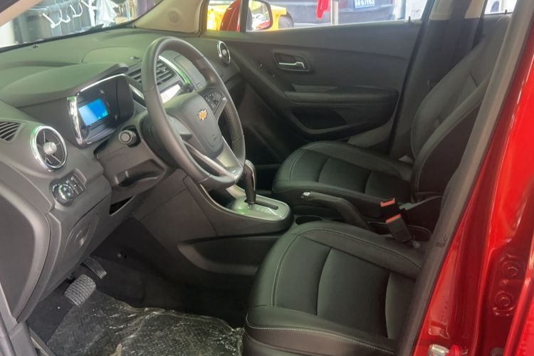 Used Chevrolet Trax 2014 1.4T Automatic All-Wheel Drive Flagship Version Left Front Seat