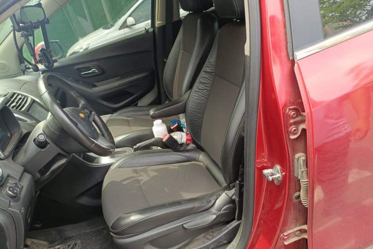 Used Chevrolet Trax 2014 1.4T Automatic Two-Wheel Drive Luxury Model Left Front Seat